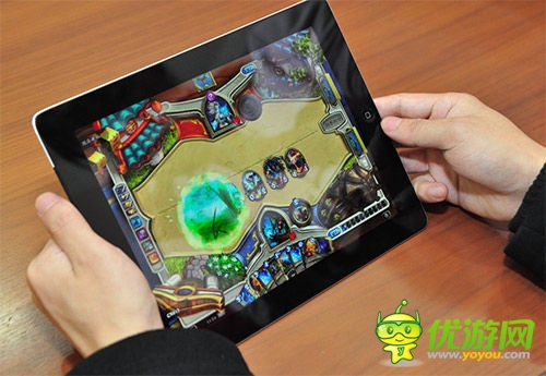 爐石傳說(shuō)iPad版驚艷上市 開(kāi)局送卡包