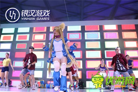 耀舞耀時(shí)尚 2014ChinaJoy銀漢游戲展臺采風(fēng)