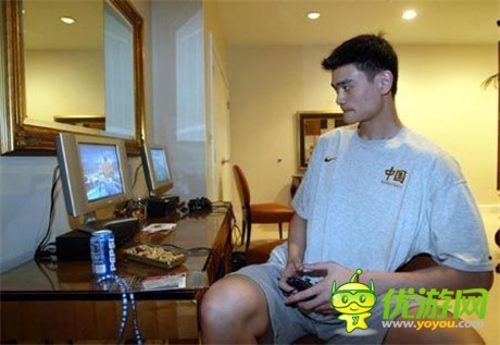 巨星也入迷！盤點用游戲減壓的NBA巨星