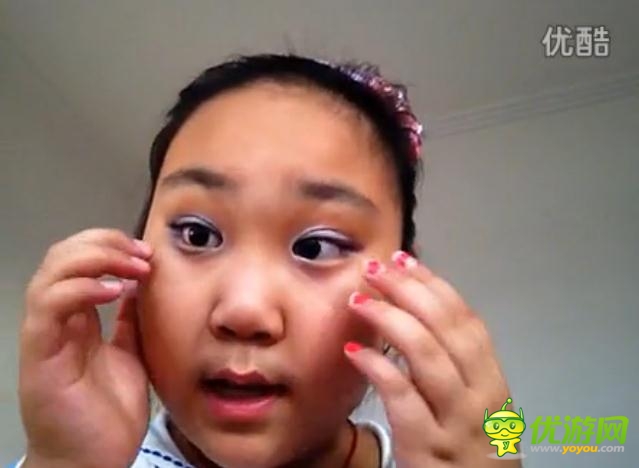 碉堡了！小學(xué)生教你如何化妝