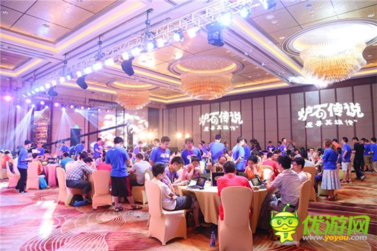 爐石長(zhǎng)假回顧：兩選手?jǐn)埲f(wàn)元獎(jiǎng)金 武漢玩家自發(fā)聚會(huì)