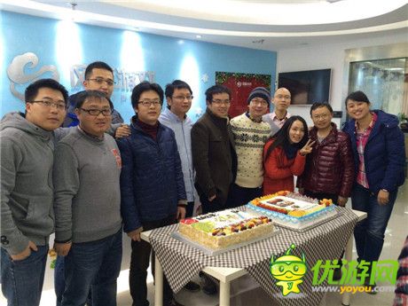 《三劍豪》大陸區(qū)IOS流水再破1500萬(wàn)，全員慶祝