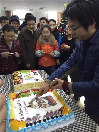 《三劍豪》大陸區(qū)IOS流水再破1500萬(wàn)，全員慶祝